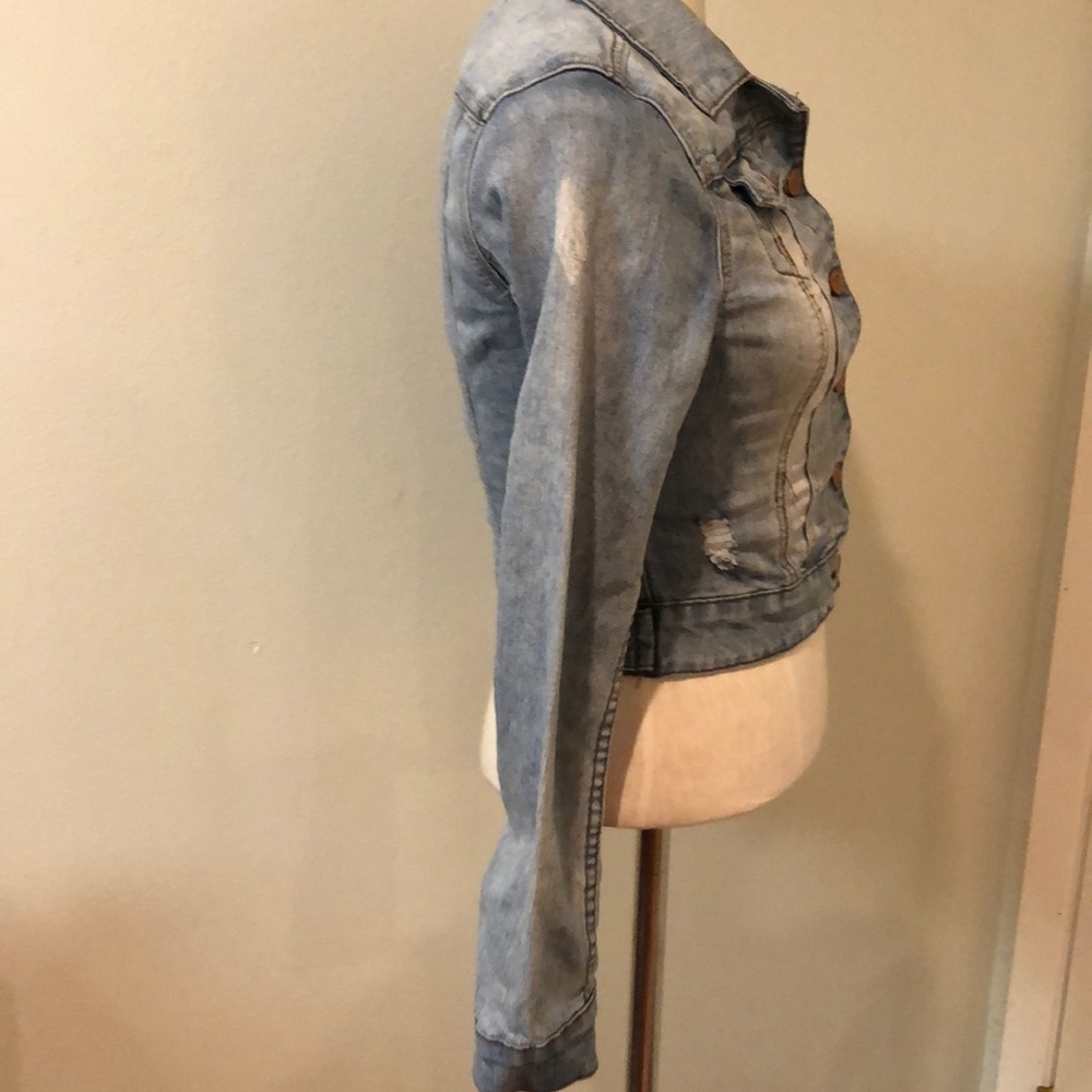 SOLD YMI distressed jean jacket - Picture 4 of 10